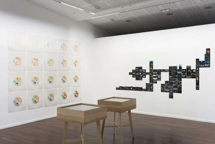 Quartier rouge - Eclipse  - Exposition de Laurie-Anne Estaque à Les arts au mur artothèque | Pessac, 2019