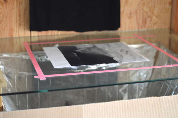 Quartier rouge - Maru Aro - Vue de l'atelier des Michelines. Table d'insolation