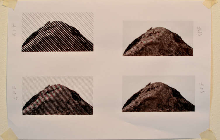 Quartier rouge - Maru Aro - Vue de l'atelier. Etude pour tramage