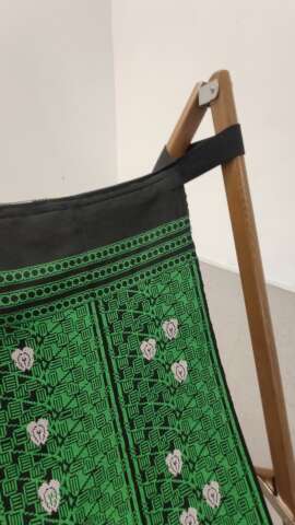 Quartier rouge - L'exposé des motifs - Tissage « petit pois » de l’une des toiles de l’Exposé des motifs