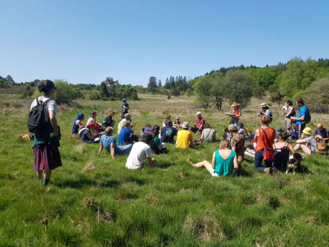 Quartier rouge - Penser le retour des loups sur la montagne limousine - 17 mai 2022 | Première journée de Faire assemblée pastorale à la ferme de Lachaud