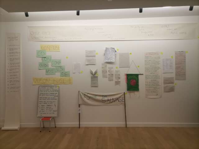 Quartier rouge - Faire assemblée pastorale - Exposition d’artefacts d’assemblées potentielles à la gare de Felletin réalisé le 21 mai et exposés lors de l’été 2022.