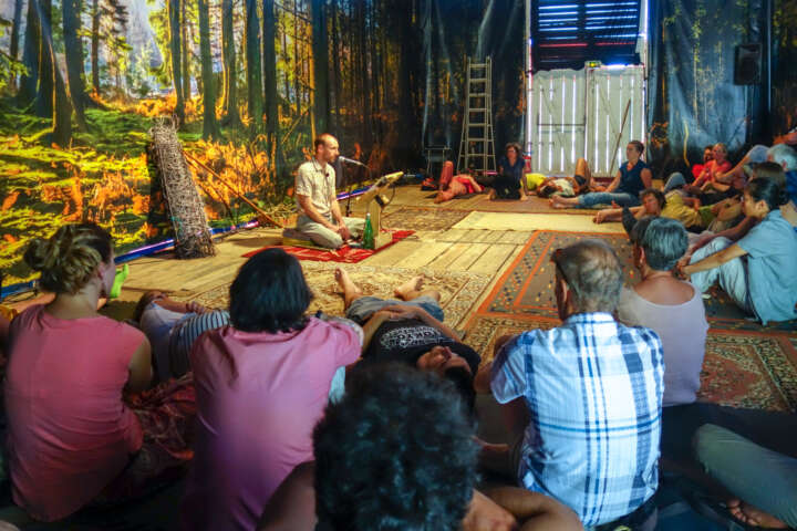 Quartier rouge - La baraque à Mélies - Présentation du récit de l’enquête Lou Pastoral par Boris Nordmann en juillet 2019