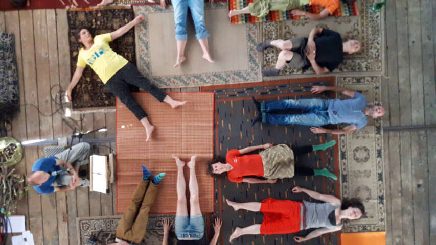 Quartier rouge - Un week-end à la gare - Fiction corporelle | Mise en situation