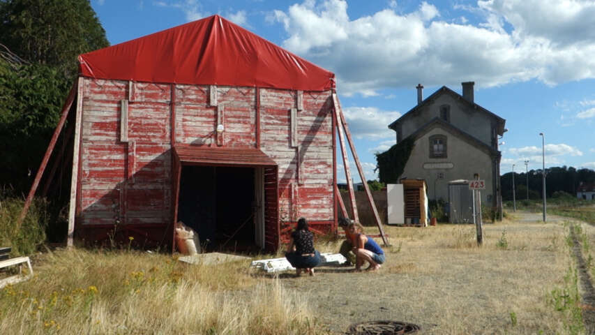 Quartier rouge - Un week-end à la gare - Fiction corporelle | les territoires pastoraux